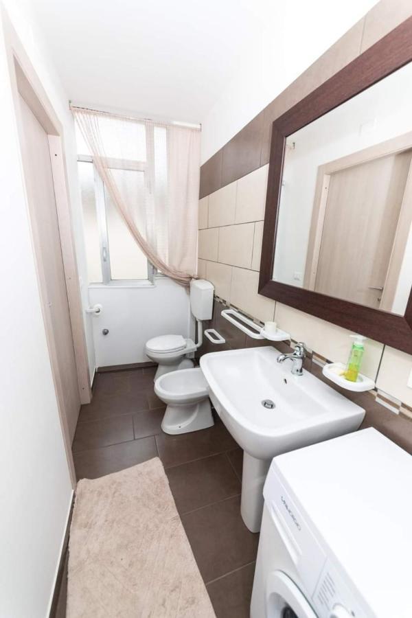 Le Due Rocche Appartement Corleone Buitenkant foto