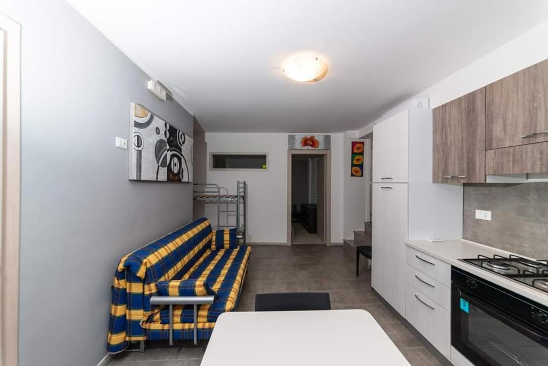 Le Due Rocche Appartement Corleone Buitenkant foto